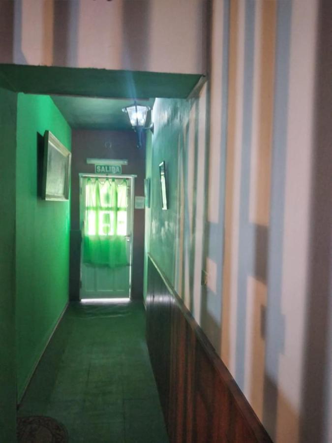 Hostel Kumi カピージャ・デル・モンテ エクステリア 写真